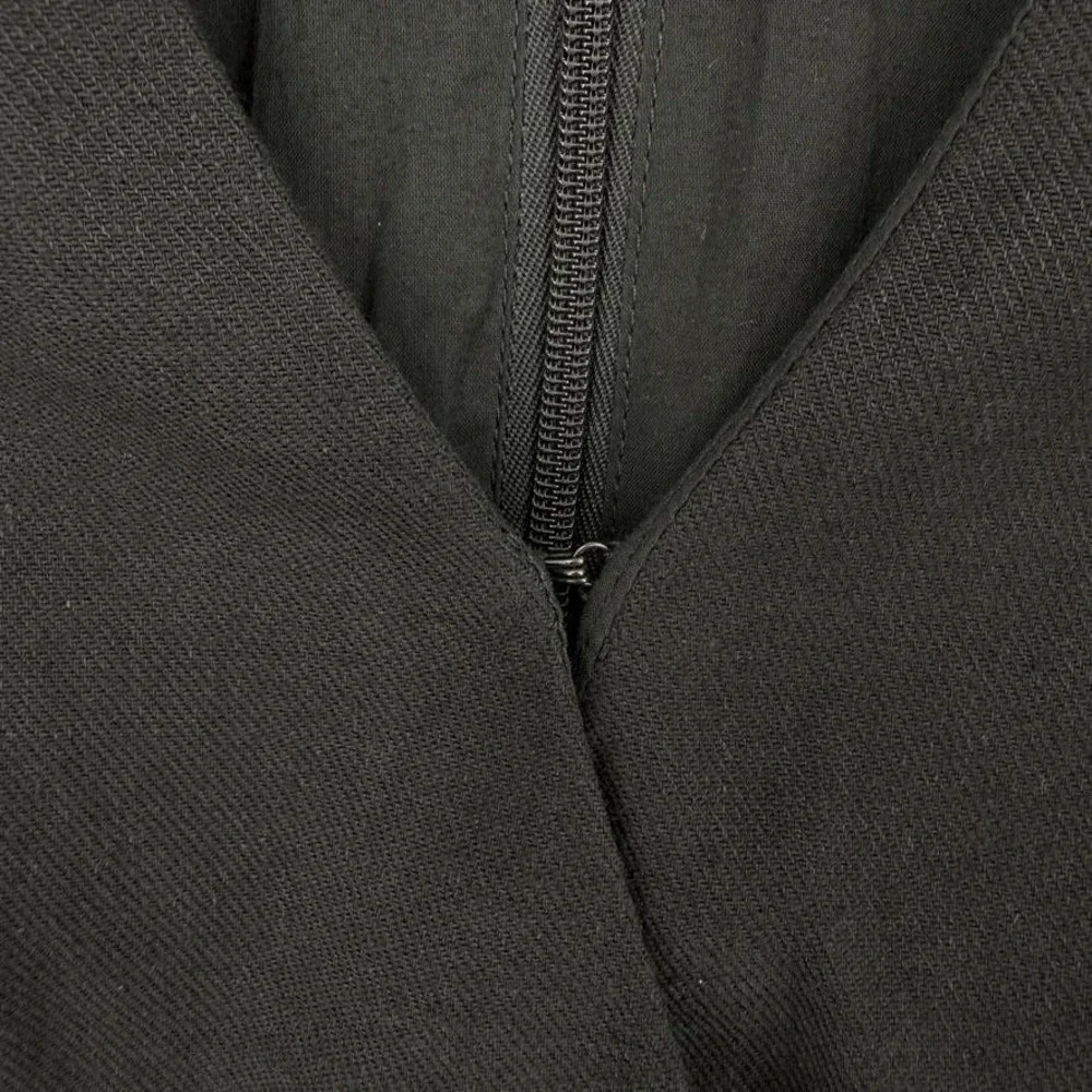 Banana Republic Romper Womens 4 Black One-Piece V-Neck Zip Pockets Linen Blend‎